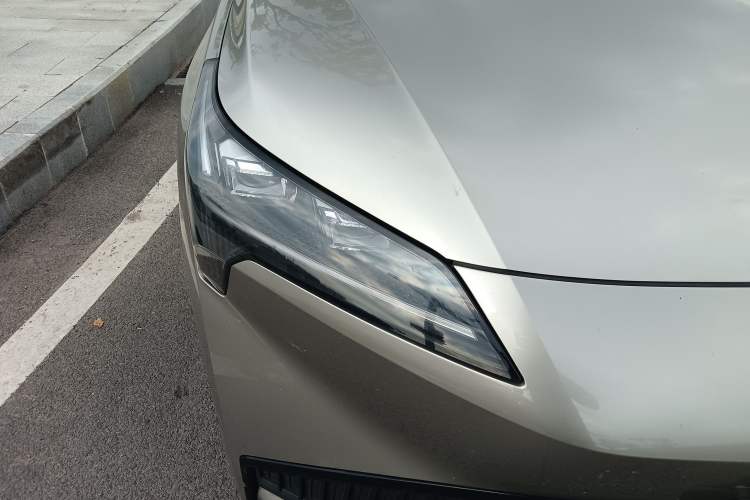 Used AION S Plus 2021 80 Tech Edition Right Front Headlight