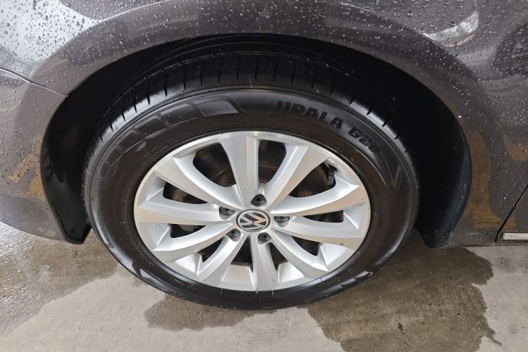 Used Volkswagen Magotan 2013 1.8TSI Luxury Model
