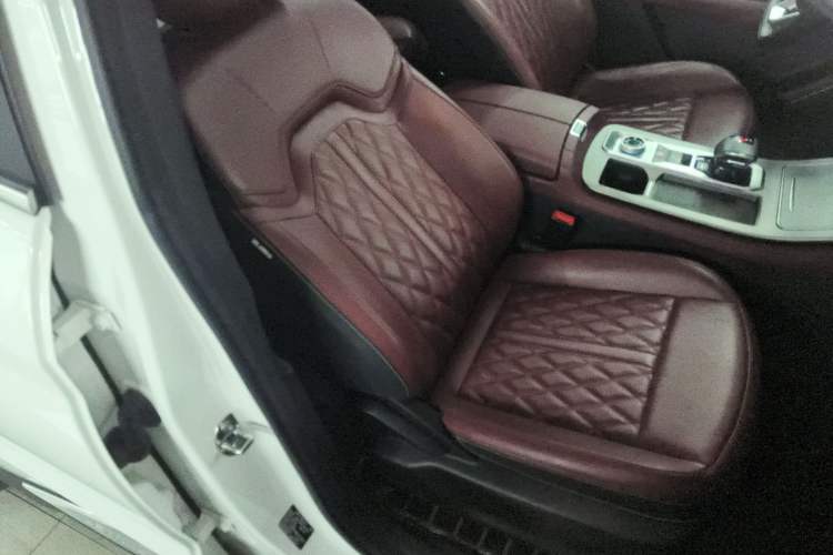 Used JETOUR X70 PLUS 2024 Champion Edition 1.5T DCT Champion PRO 5-Seater
