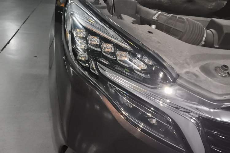Used Buick GL8 2021 ES Land Cruiser 653T Flagship Model