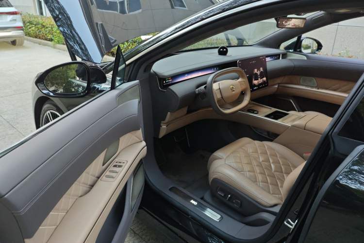 Used Nio ET9 2025 100kWh Signature Edition
