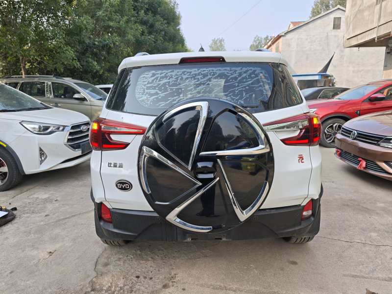 Used BYD Yuan 2017 1.5L Manual with Panoramic Sunroof — 5