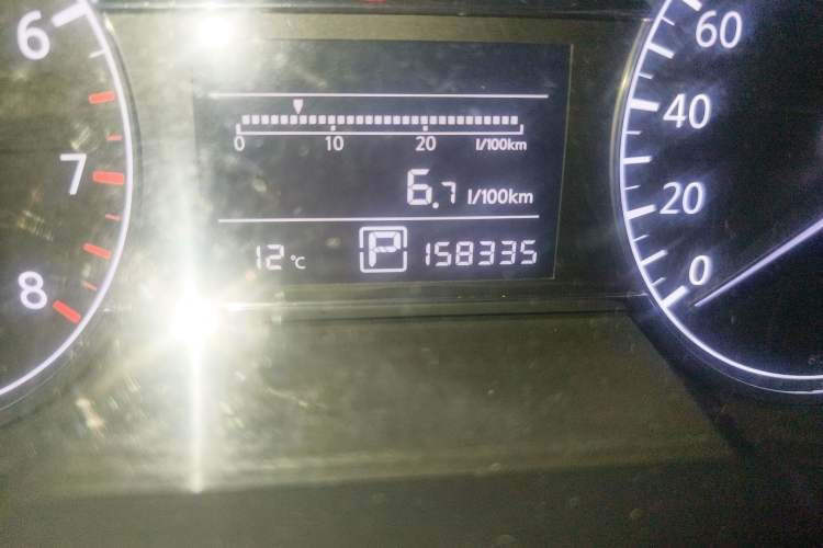 Used Nissan Tiida 2011 1.6L CVT Comfort Model Odometer Close Up