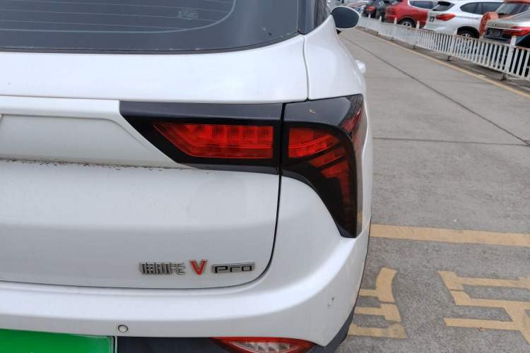 Used NETA V 2022 Pro Long-Range Smart Edition Right Rear Taillight