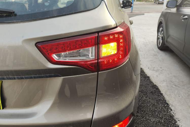 Used Changan CS75 2014 1.8T Automatic Elite Model China IV Standard