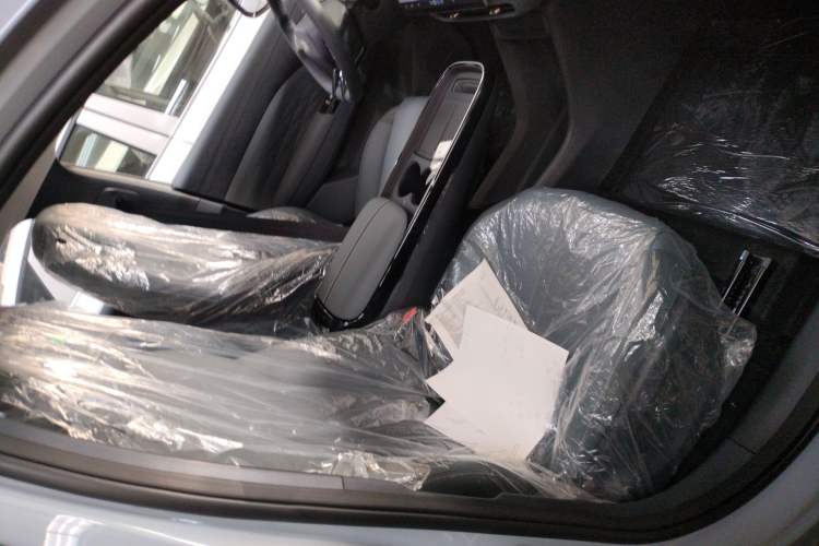 Used ARCFOX T1 2025 Model 320 PRO
