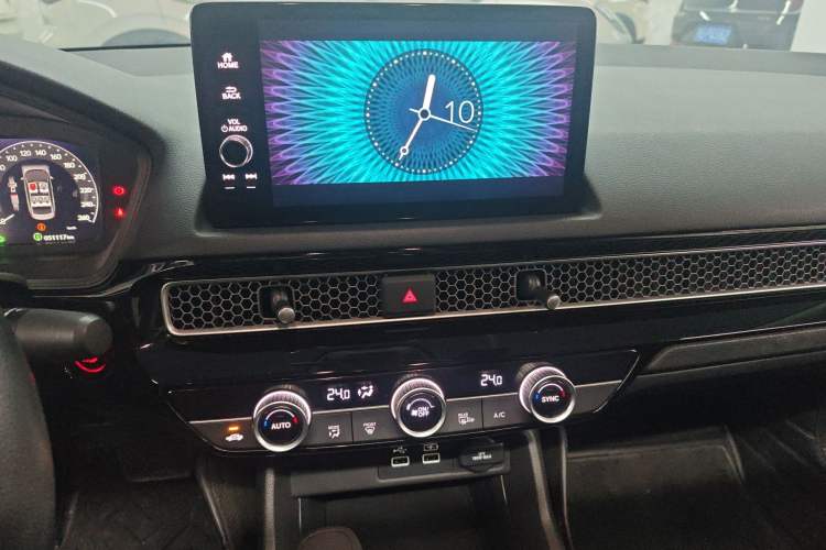 Used Honda Civic 2023 240TURBO CVT Dynamic · Center Stage Special Edition Audio And AC Panel