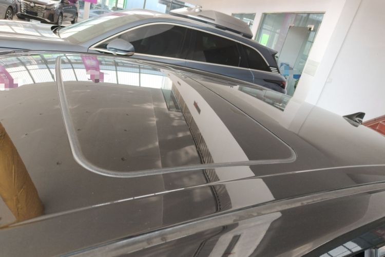 Used Toyota Avalon 2023 Dual-Engine 2.5L Luxury Edition
