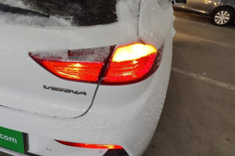 Used Hyundai Verna RV 2017 1.4L Automatic Cool Edition GLS China V Emission Standard
