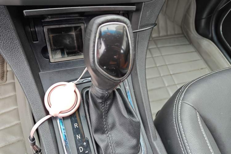 Used Geely Auto Emgrand 2015 Hatchback RS 1.5L CVT Upward Edition
