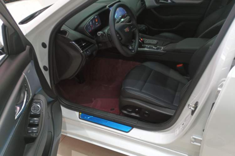 Used Cadillac CT5 2023 28T Luxury Edition (Standard Version) Driver Seat