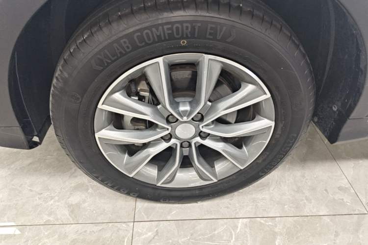 Used Roewe RX5 2025 PLUS 330TGI Automatic Trendsetting Smart Edition