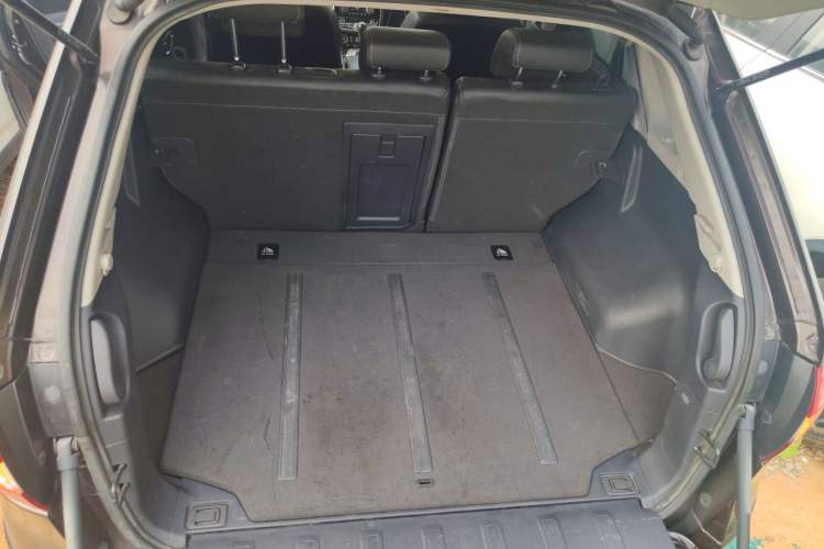 Used Renault Koleos 2013 2.5L 4x4 Urban Edition
