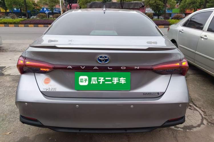 Used Toyota Avalon 2019 Dual-Engine 2.5L Luxury Edition China VI Standard
