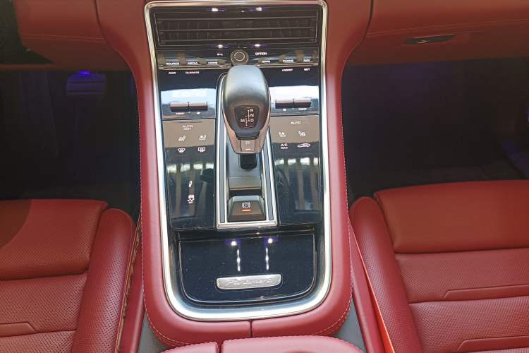 Used Porsche Panamera 2023 Facelifted Panamera 2.9T Platinum Edition
