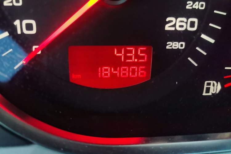 Used Audi A6L 2011 2.4L Technology Edition Odometer Close Up