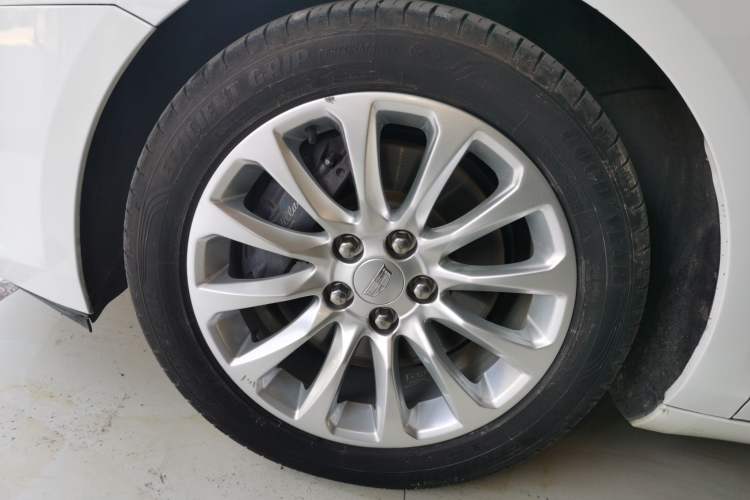 Used Cadillac XTS 2018 28T Tech Edition Exterior 4