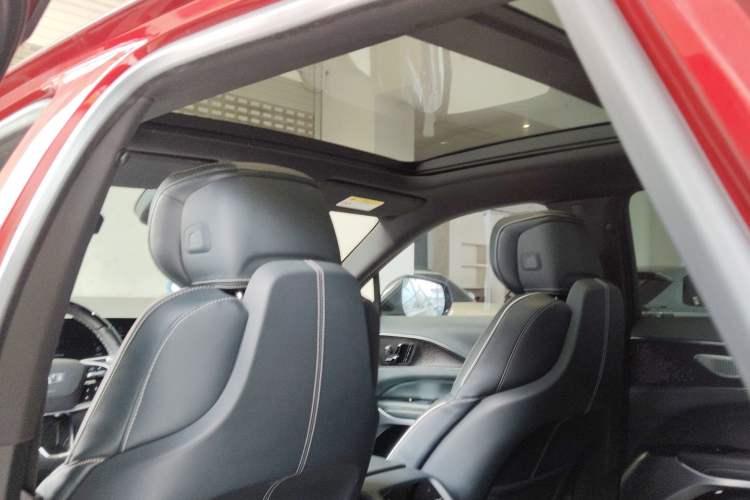 Used Cadillac LYRIQ 2022 Rear-Drive Long-Range Prestige Edition
