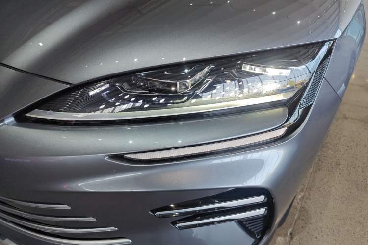 Used BYD Song PLUS New Energy 2025 DM-i 112KM Prestige Model Left Front Headlight