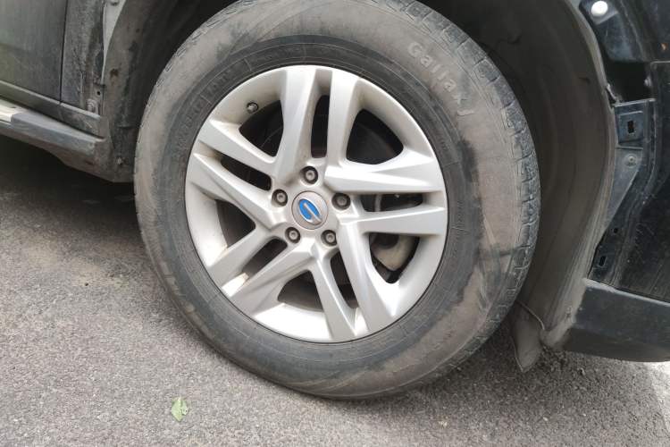 Used GAC Trumpchi GS7 2017 280T Two-Wheel Drive Luxury Model
