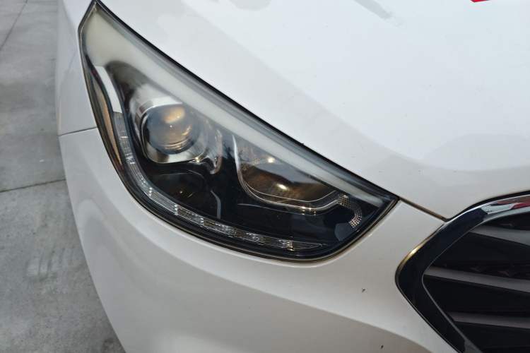 Used Hyundai ix35 2015 2.0L Automatic 2WD Smart Version China V Standard