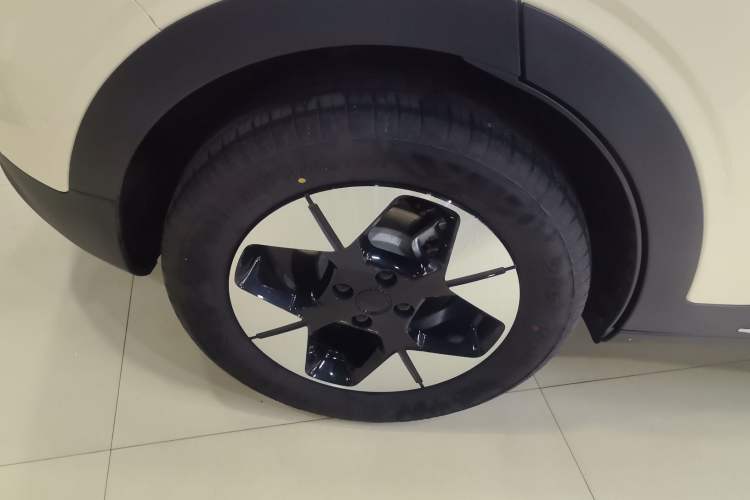 Used Geely Galaxy Geome 2025 310km Dream Edition Right Rear Wheel Hub