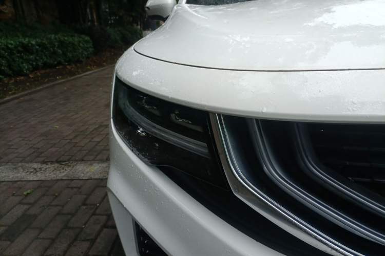 Used Geely Auto Haoyue 2020 1.8TD DCT Flagship 7-Seater
