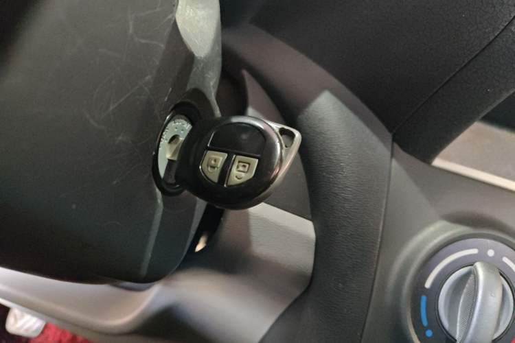 Used Suzuki Alto 2013 1.0L Manual Luxury Model
