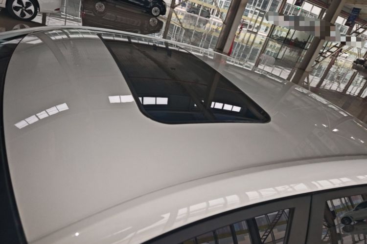 Used Roewe i5 2020 1.5L Automatic 4G Connect Luxury Flagship Edition
