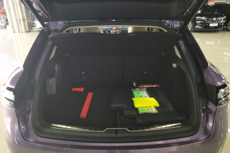 Used Hima AITO M5 2025 Extended-Range Ultra All-Wheel-Drive Version
