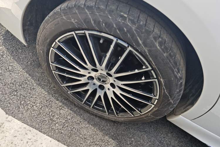 Used Mercedes-Benz C-Class 2023 Restyled C 260 L Sport Edition Right Rear Wheel Hub