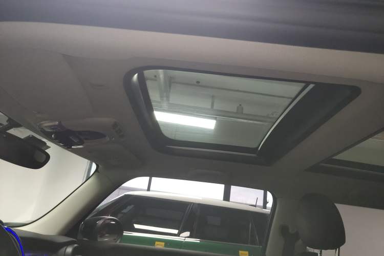 Used MINI MINI 2021 2.0T COOPER S Classic Edition