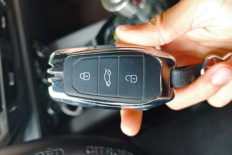 Used Citroen C5 X 2024 1.6T Enjoy the Extraordinary Vehicle Key