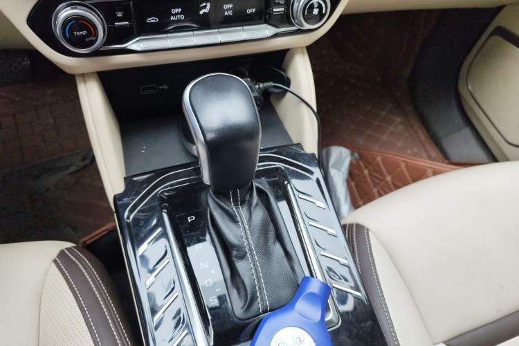 Used Bestune T77 2019 230 TID Automatic Luxury Version China VI Emission Standard
