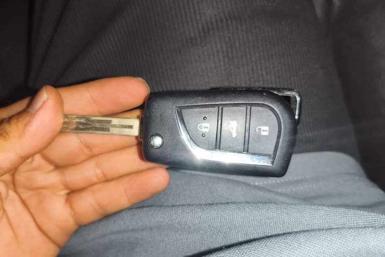 Used Toyota Reiz 2013 2.5V Elite Edition
