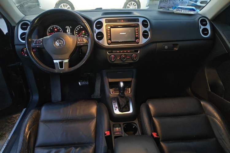 Used Volkswagen Tiguan L 2015 1.8TSI Automatic Two-Wheel Drive Comfort Edition