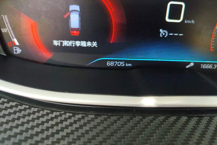 Used Peugeot 4008 2017 350THP Elite Edition Odometer Close Up