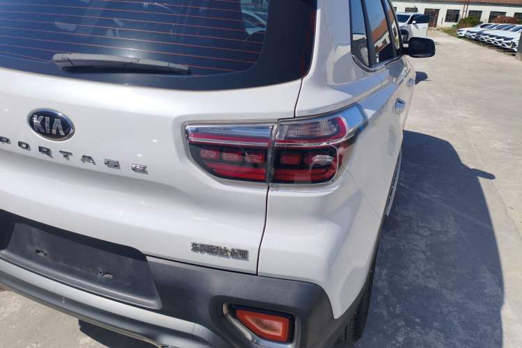 Used Kia Sportage R 2019 2.0L Automatic Smart Luxury Edition Right Rear Taillight