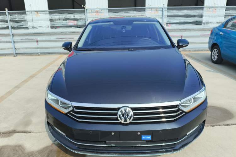 Used Volkswagen Magotan 2019 330TSI DSG Leading Model China VI Standard
