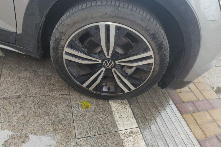 Used Volkswagen Touran 2021 Volkswagen Touran L 280TSI DSG Boundary Edition 7-Seater