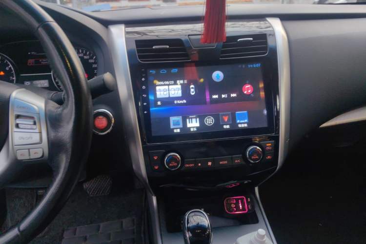 Used Nissan Teana 2016 2.0L XL Comfort Edition Audio And AC Panel