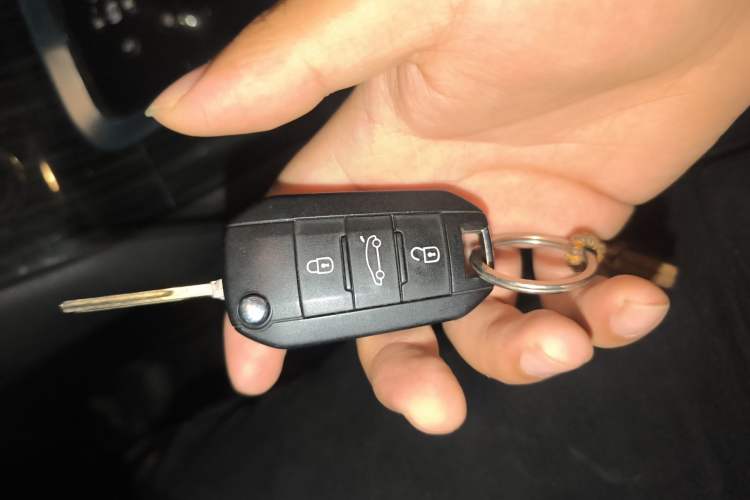 Used Peugeot 3008 2013 1.6THP Automatic Prestige Edition