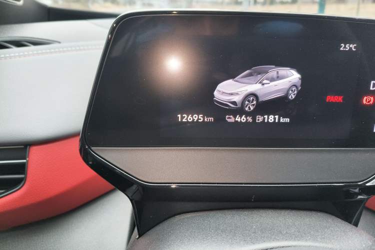 Used Volkswagen ID.4 X 2024 Kinergy Four-Wheel Drive Edition Odometer Close Up