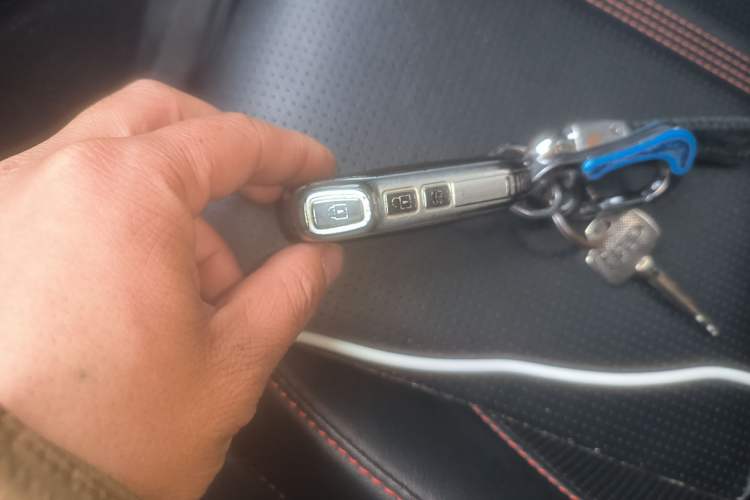 Used Kia KX3 2020 1.5L CVT Trend Edition Vehicle Key