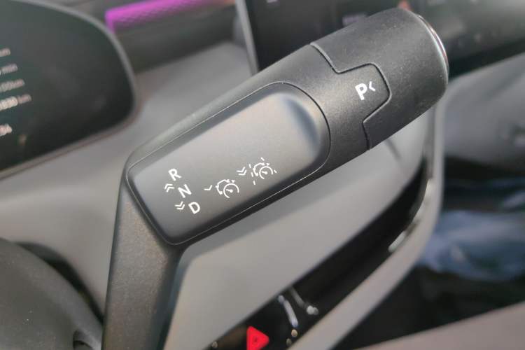 Used Zeekr MIX 2025 Intelligent Driving Version Gear Lever