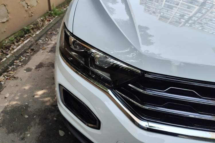 Used Volkswagen T-ROC 2022 280TSI DSG Two-Wheel Drive Comfort PLUS Exterior 6