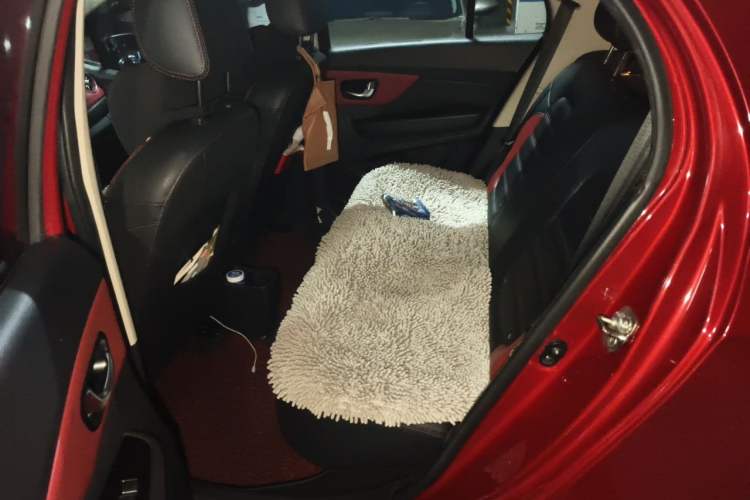 Used Haval H1 2015 1.5L AMT Urban Model
