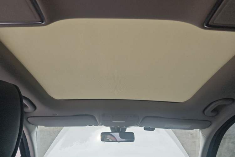 Used Mercedes-Benz C-Class 2021 C 260 L Sport Edition Star Collection Headliner