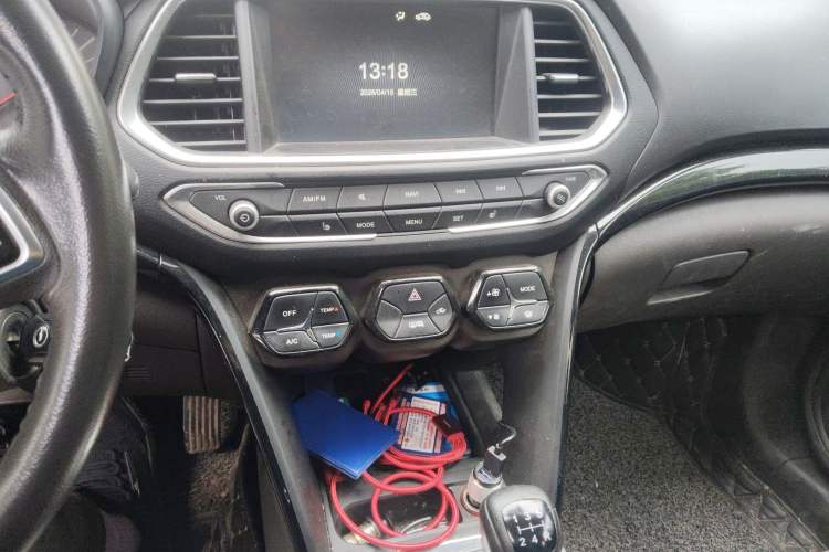 Used GAC Trumpchi GS4 2017 235T Manual Two-Wheel Drive Luxury Edition
