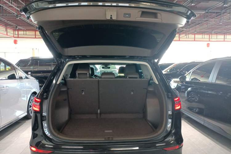 Used Volkswagen Viloran 2024 380TSI Luxury Edition Trunk